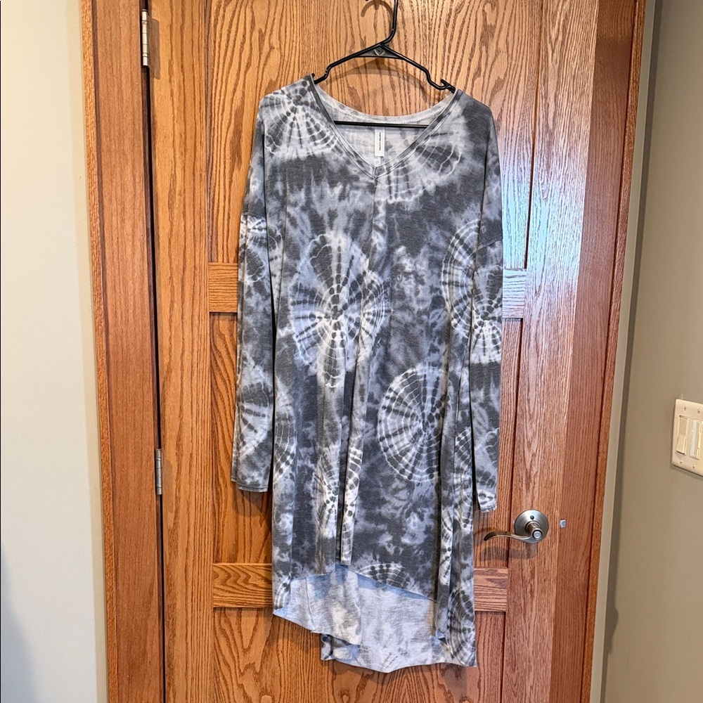 Gray and White Tie-Dye Long Sleeve Tunic Dress 2XL EUC